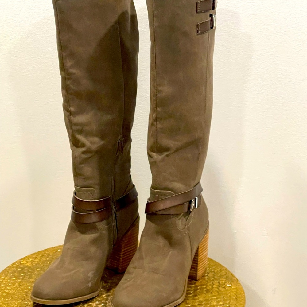 Steve Madden boots